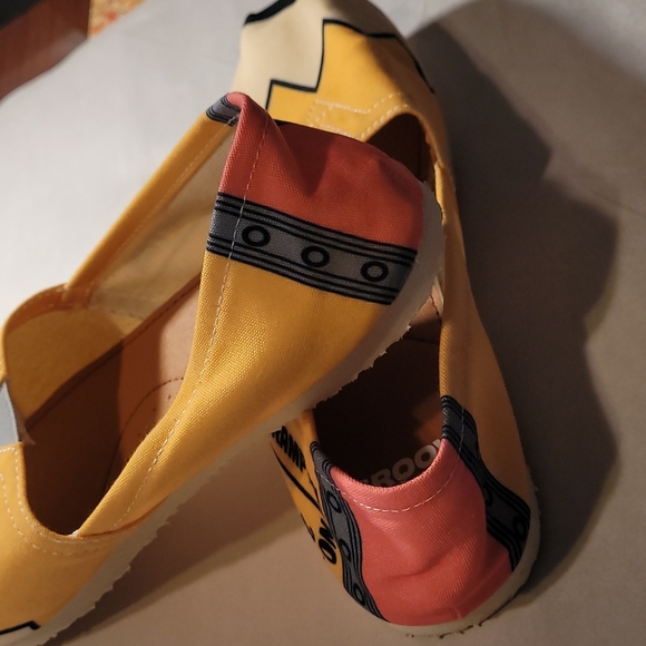 groove bags Shoes Groove Bags Custom Kicks Womens Shoes Nwot Poshmark